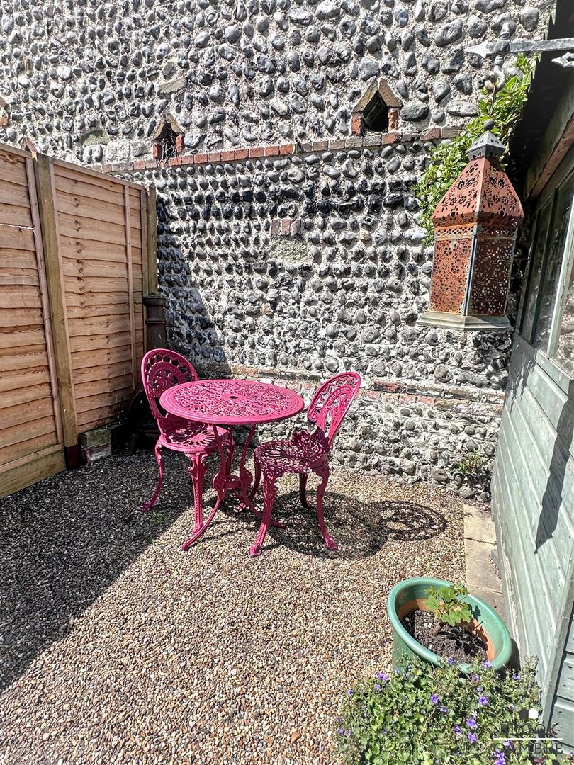 3 Bedroom House. New Place in Eastbourne, East Sussex 14